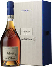 Купить Delamain Le Tres Venere Grande Champagne gift box в Москве
