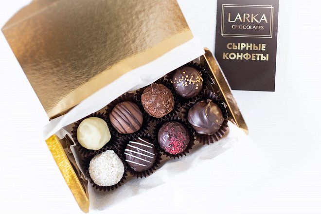 Купить Ассорти из 8 сырных конфет Larka Chocolates в Москве
